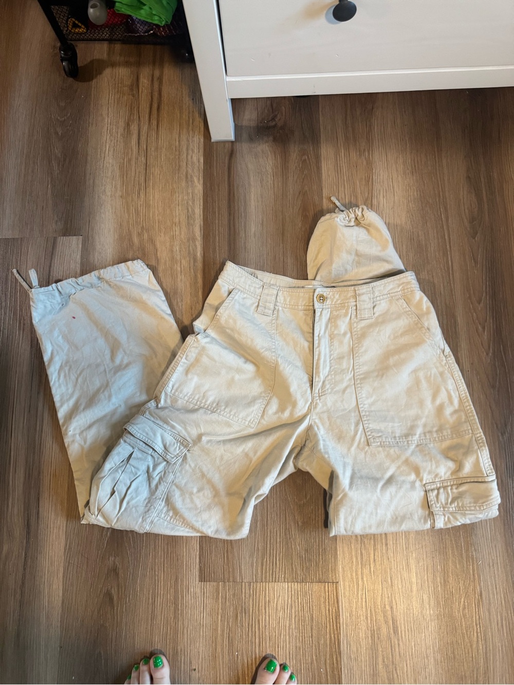Abercrombie & Fitch Light Beige Men's Cargo Pants - Convertible Style